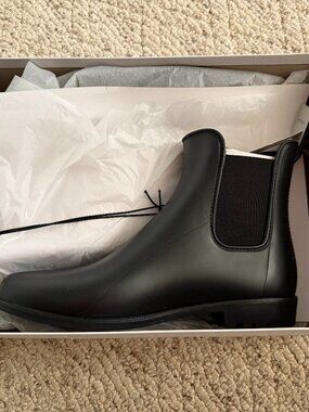 A New Day Black Chelsea Rain Boots – Size 11 – New with Tags
